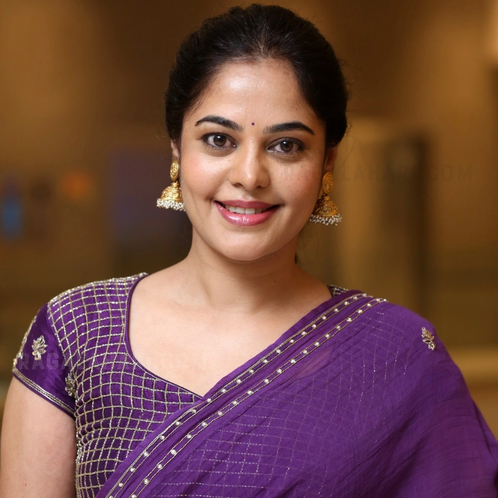 Bindu Madhavi HD Photo Gallery