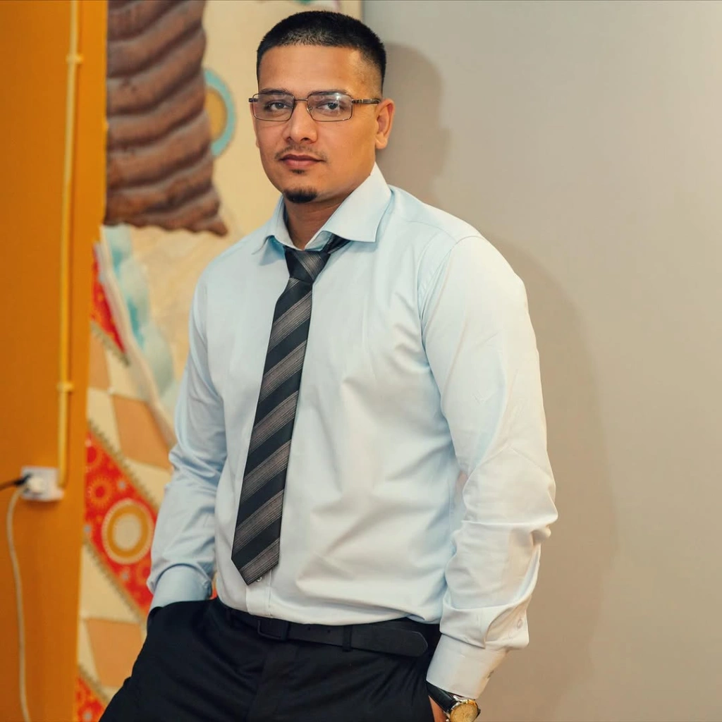 Dhanda Nyoliwala Photos