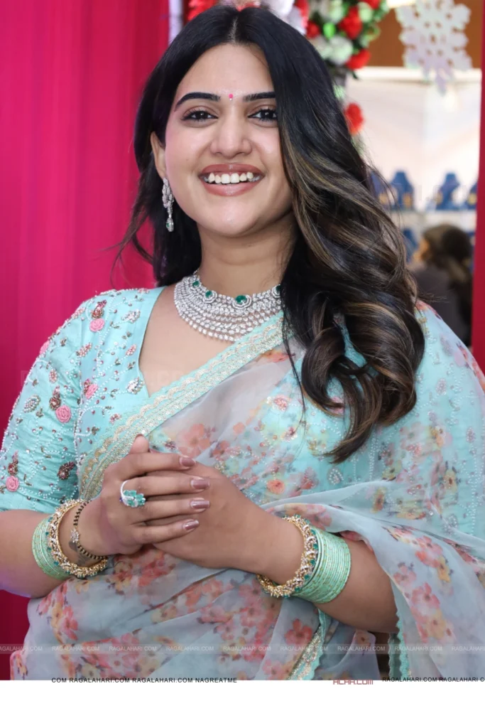 Sravanthi Anchor Latest Pics