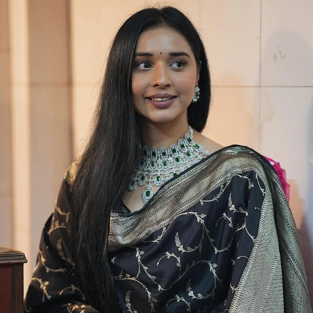 Tanya Mittal in black saree