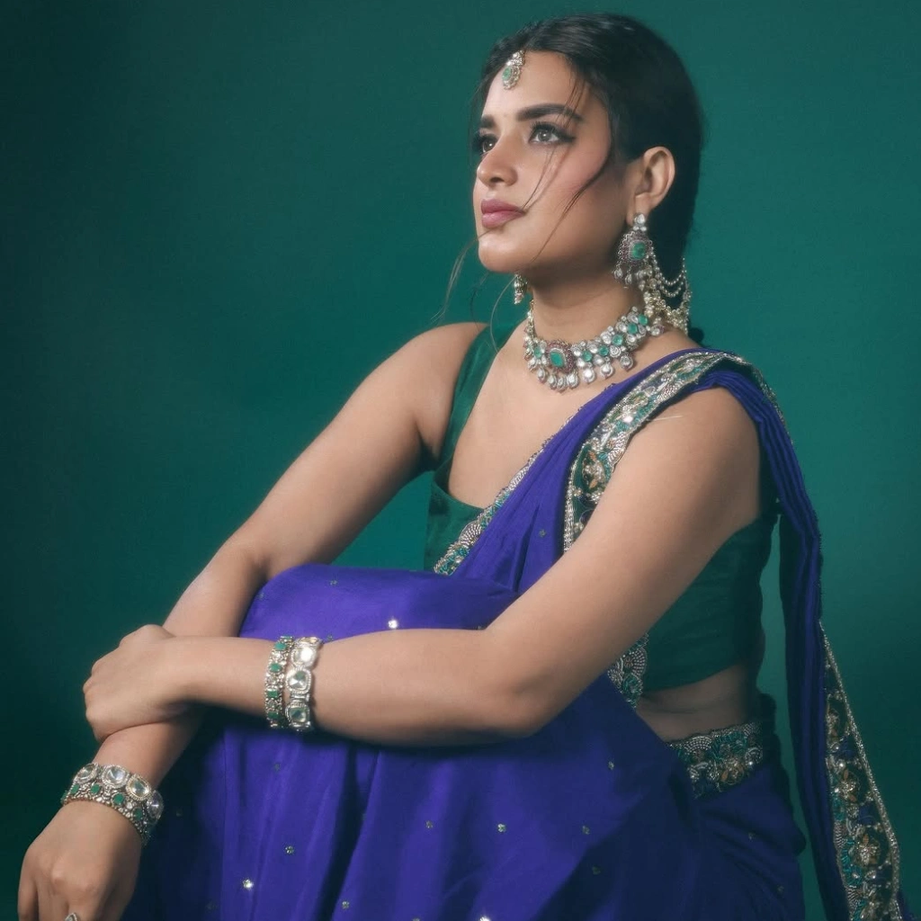 nidhi agarwal photo gallery