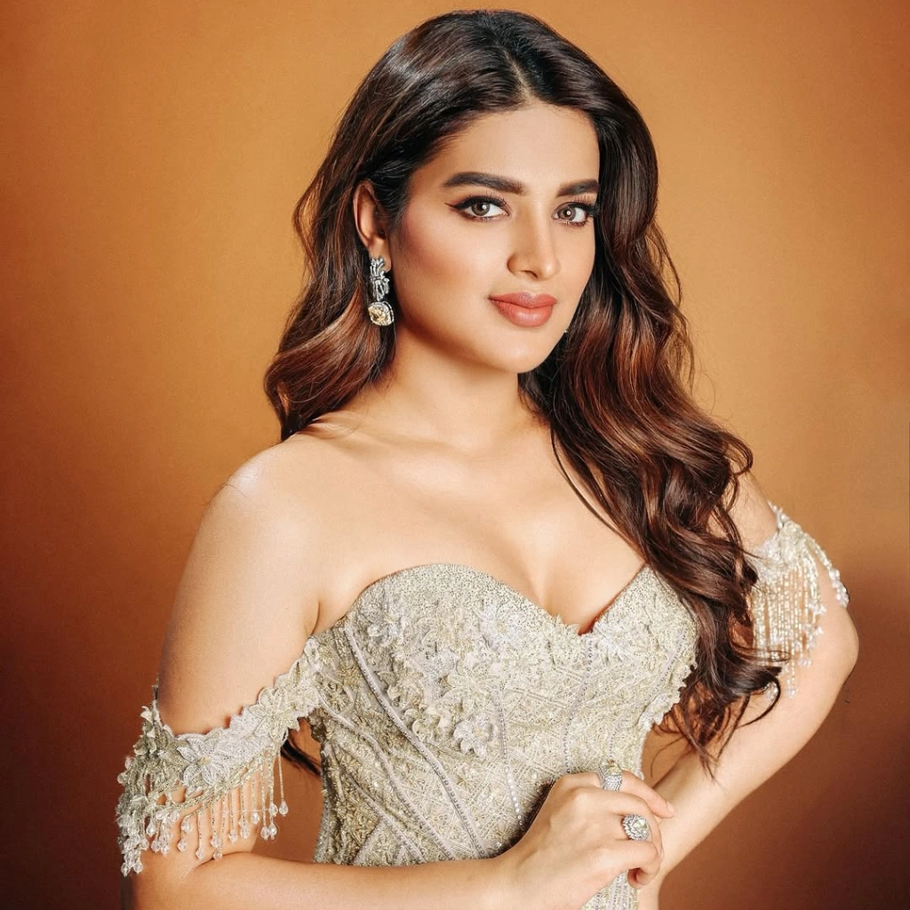 nidhi agarwal photos ragalahari