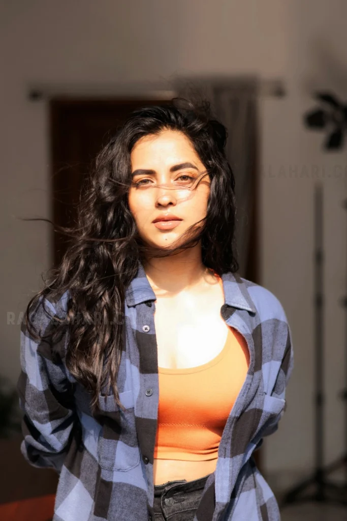 Komalee Prasad images