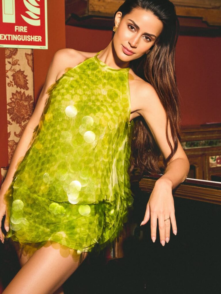 Larissa Bonesi Controversies