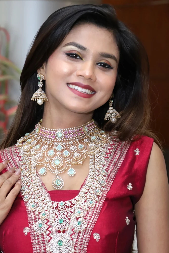 Reba Biswas HD Gallery