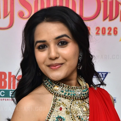 Aishwarya Salvi pics