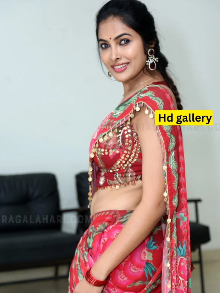Divi Vadthya images